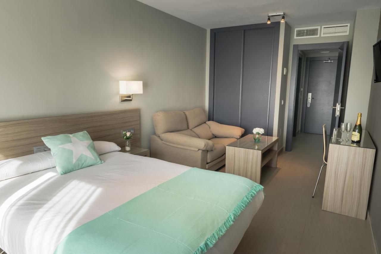 Apartamentos Santa Clara Альхаурин-де-ла-Торре Экстерьер фото